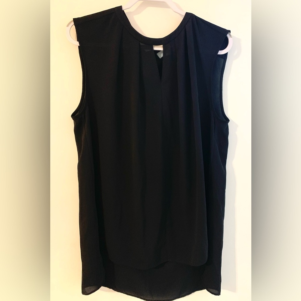 Sleeveless black top